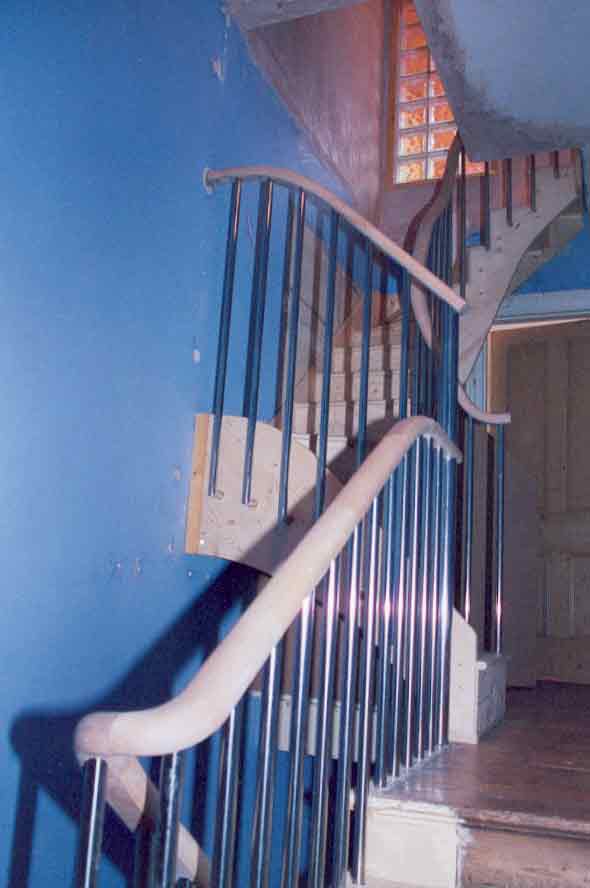 balustrade in maple and stainless steel